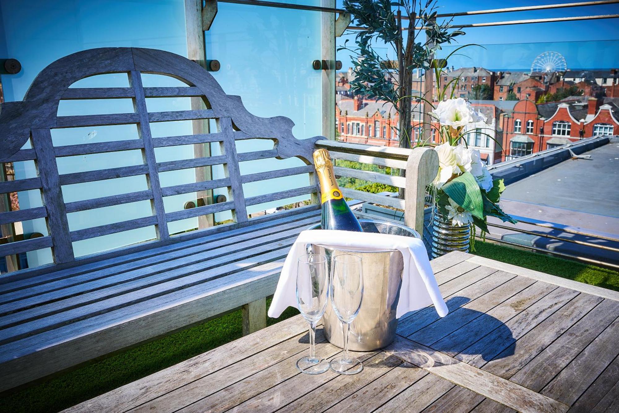 The Vincent Hotel Southport Zewnętrze zdjęcie